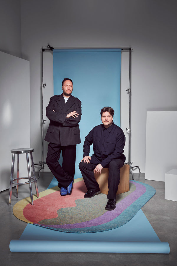 2LG Studio