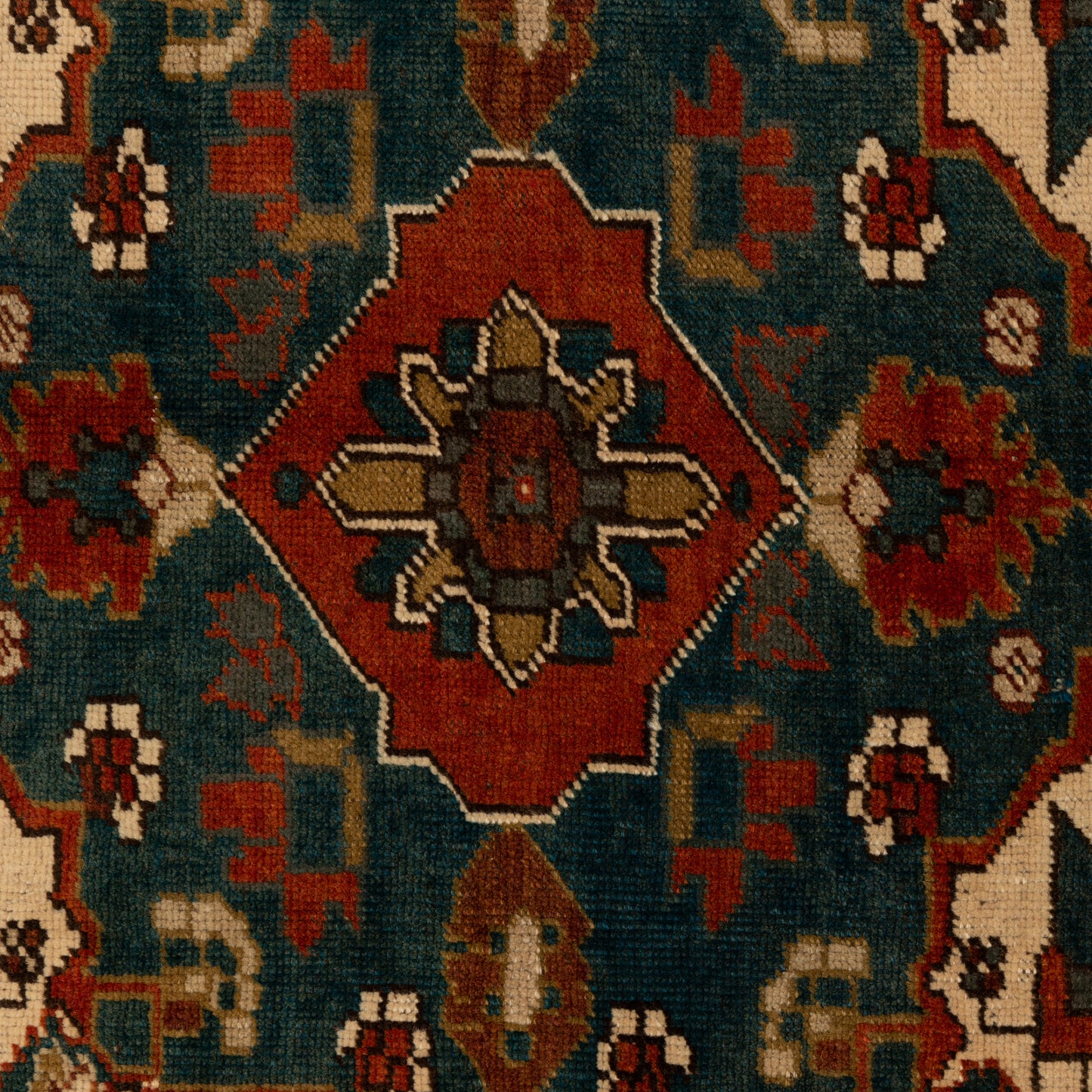 56617 Vintage Olive central medallion