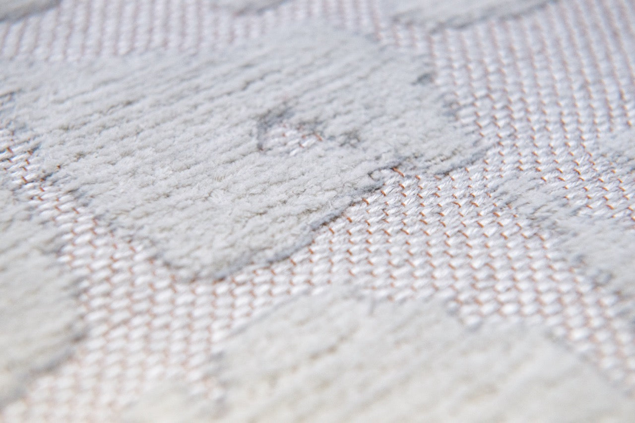 Structures Collection - Baobab in Tsingy Oyster Circular 9198