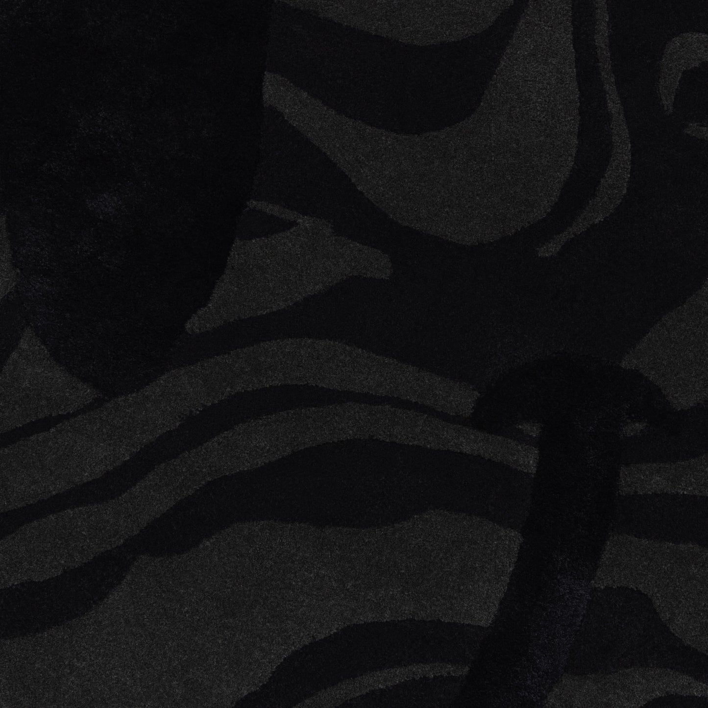 4AM in Black