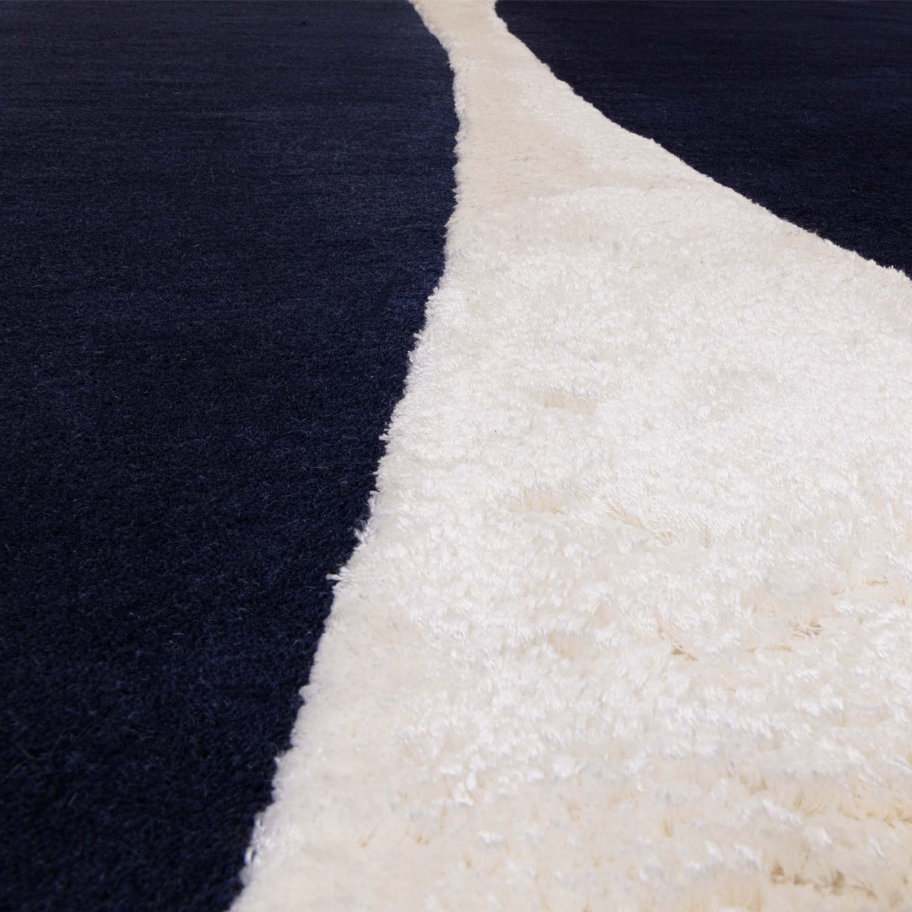 Mistral Indigo