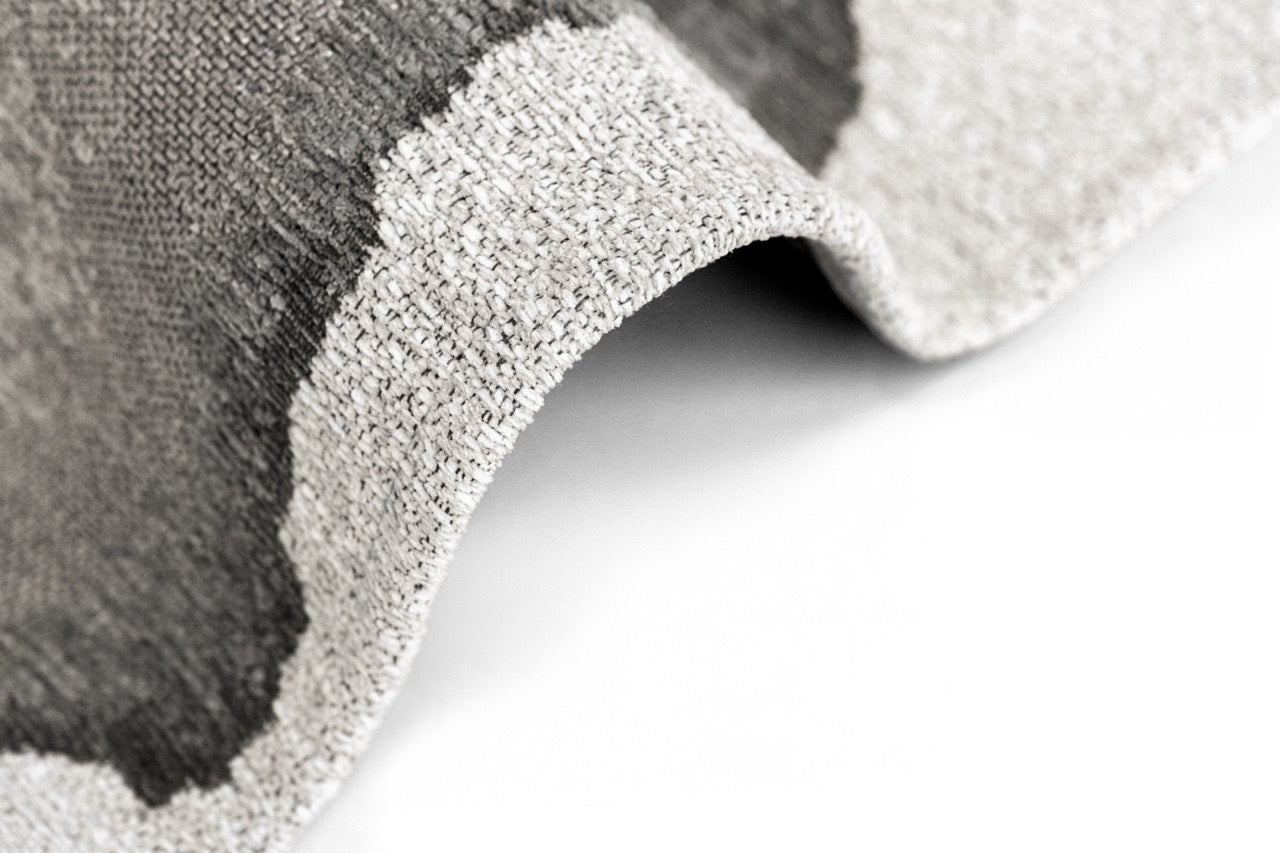 Meditation Lagoon - Black Shadow Circular 2083