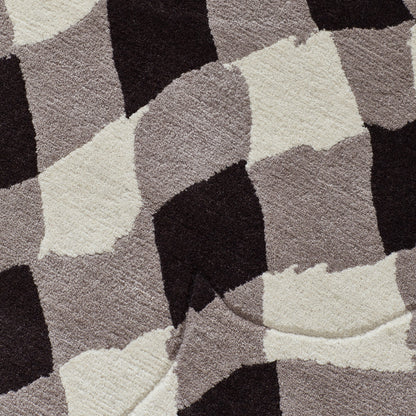 Plat in Brown