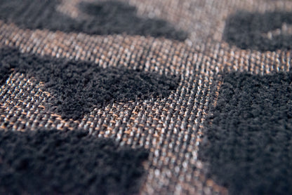 Structures Collection - Baobab in Black Water Peanut 9200