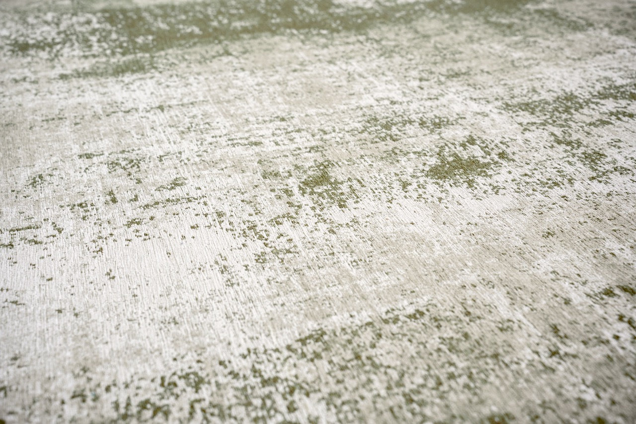 Virgin Land - Uranus Circular 9727